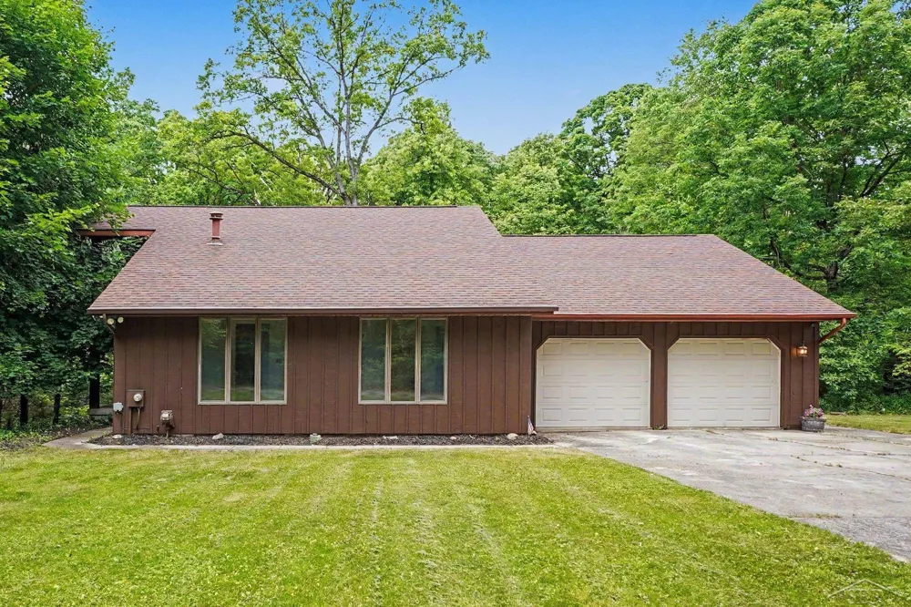 371 E Saginaw Road Lincoln Township, MI 48657