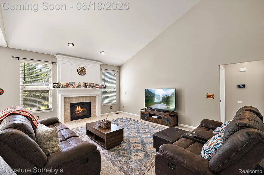 997 River Rock Drive Holly Township, MI 48442