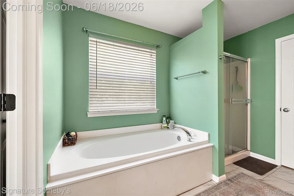 997 River Rock Drive Holly Township, MI 48442