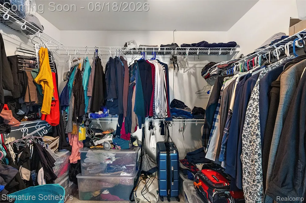 997 River Rock Drive Holly Township, MI 48442