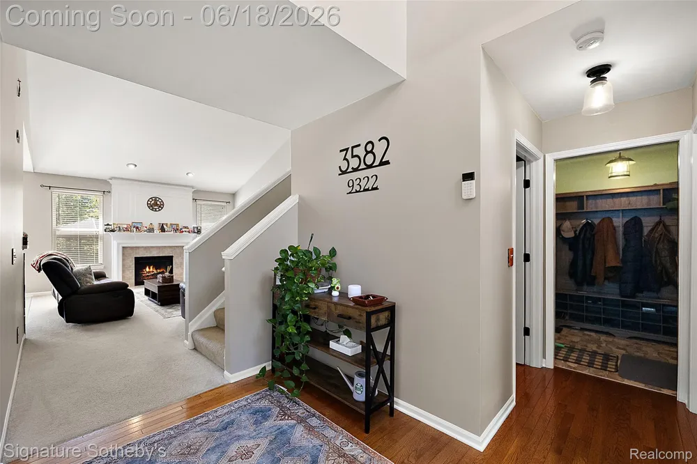 997 River Rock Drive Holly Township, MI 48442
