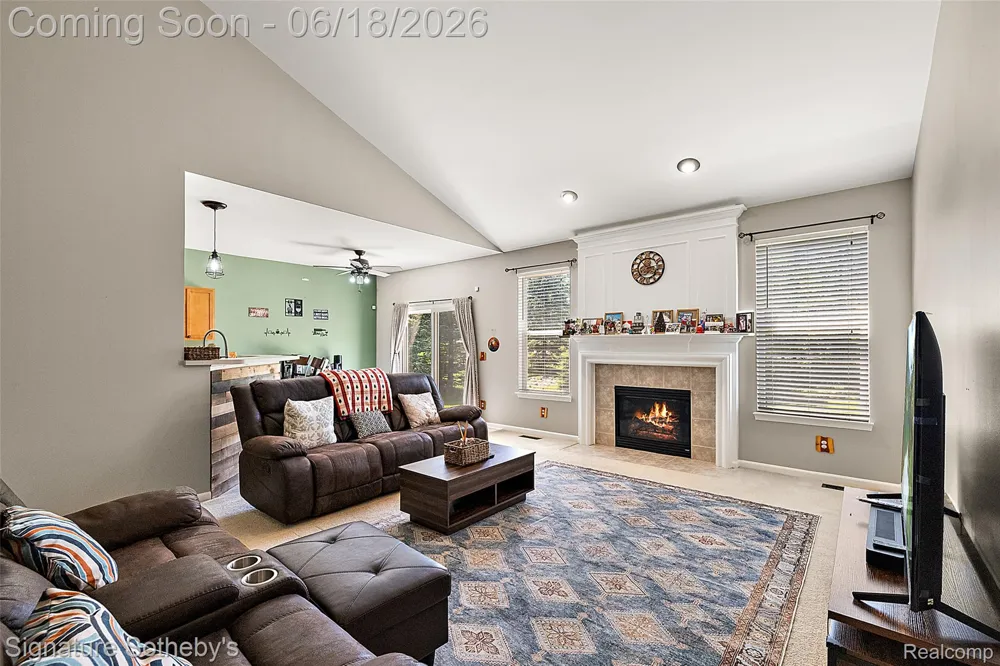 997 River Rock Drive Holly Township, MI 48442