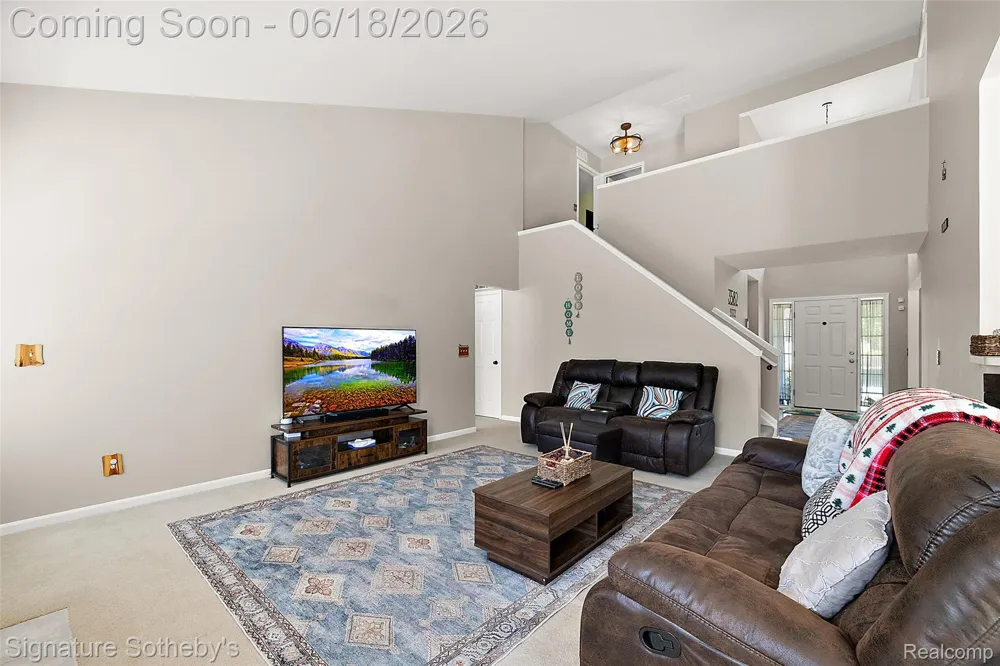 997 River Rock Drive Holly Township, MI 48442