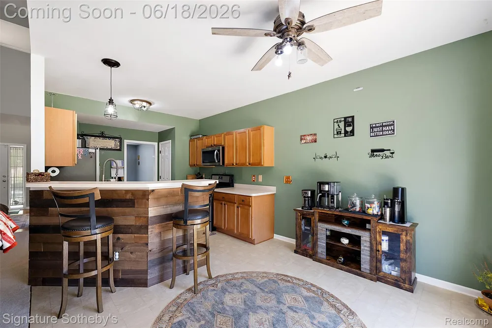 997 River Rock Drive Holly Township, MI 48442