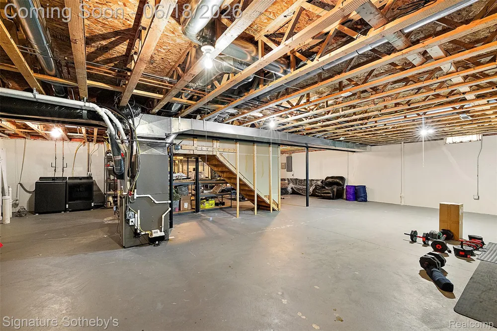997 River Rock Drive Holly Township, MI 48442