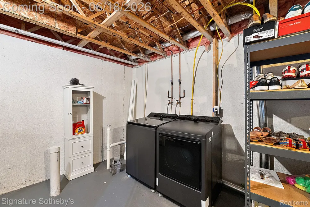 997 River Rock Drive Holly Township, MI 48442