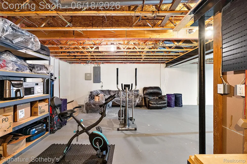 997 River Rock Drive Holly Township, MI 48442