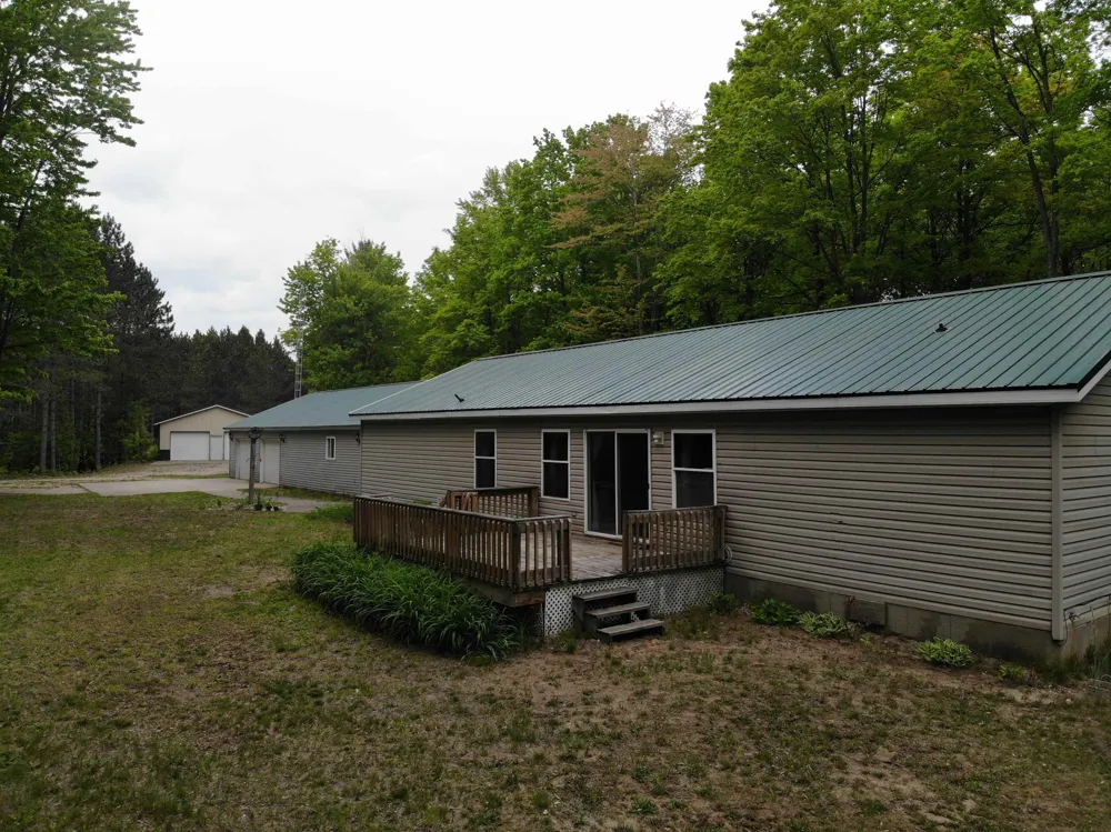 135 Montgomery Road Orange Township, MI 49680
