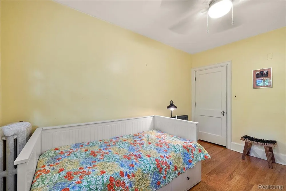 31505 Kennoway Court Beverly Hills Village, MI 48025