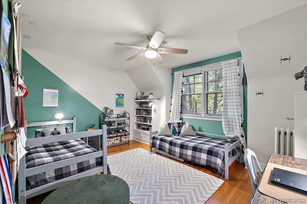 31505 Kennoway Court Beverly Hills Village, MI 48025