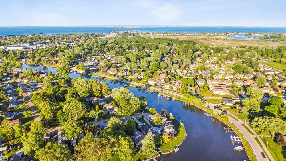 28697 South River Road Harrison Charter Township, MI 48045