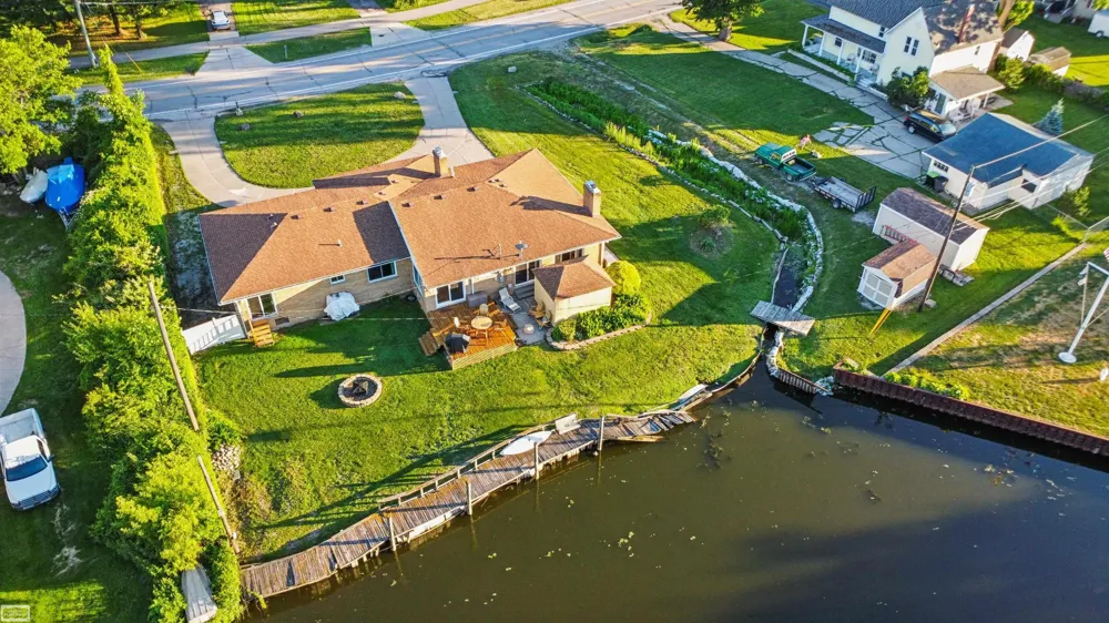 28697 South River Road Harrison Charter Township, MI 48045