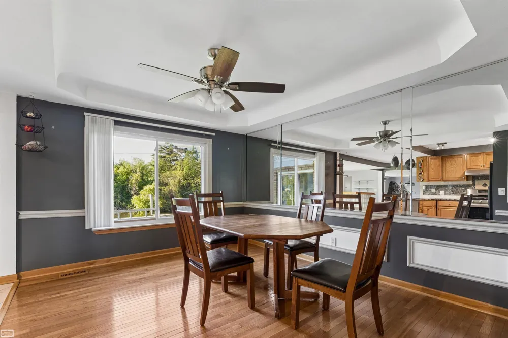 28697 South River Road Harrison Charter Township, MI 48045