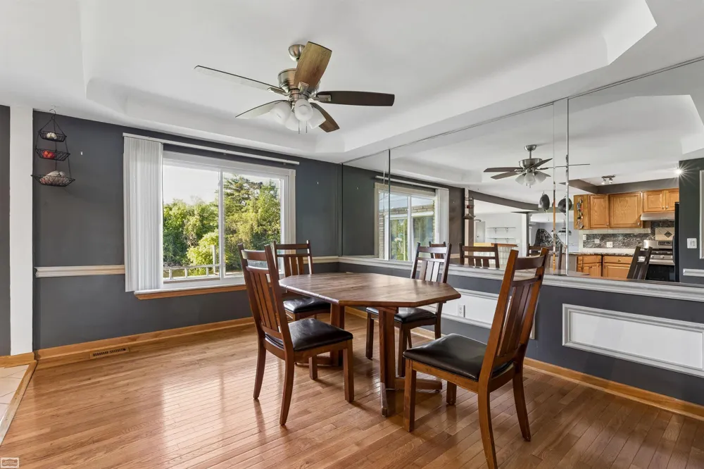 28697 South River Road Harrison Charter Township, MI 48045
