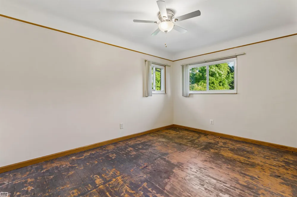 28697 South River Road Harrison Charter Township, MI 48045