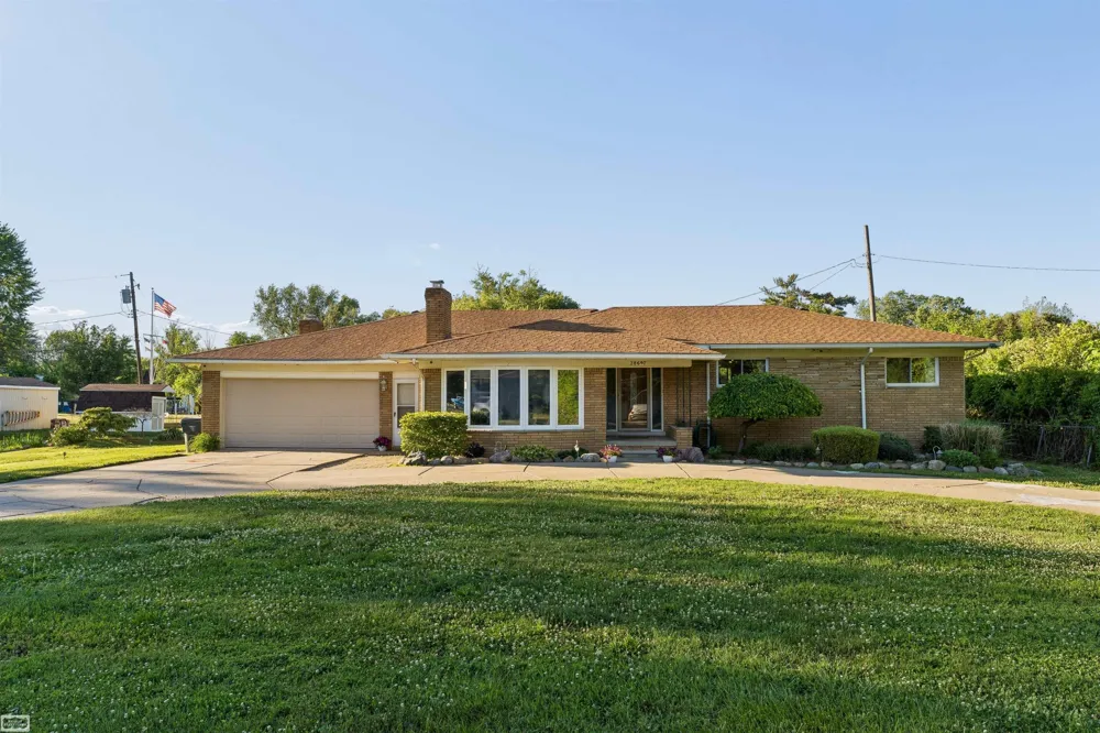 28697 South River Road Harrison Charter Township, MI 48045