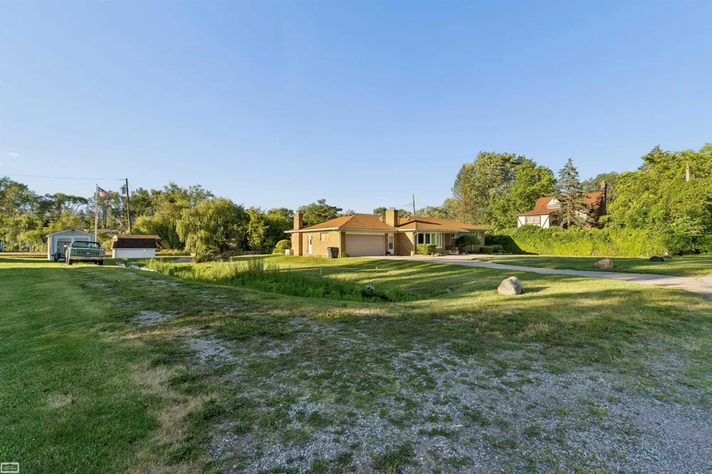 28697 South River Road Harrison Charter Township, MI 48045