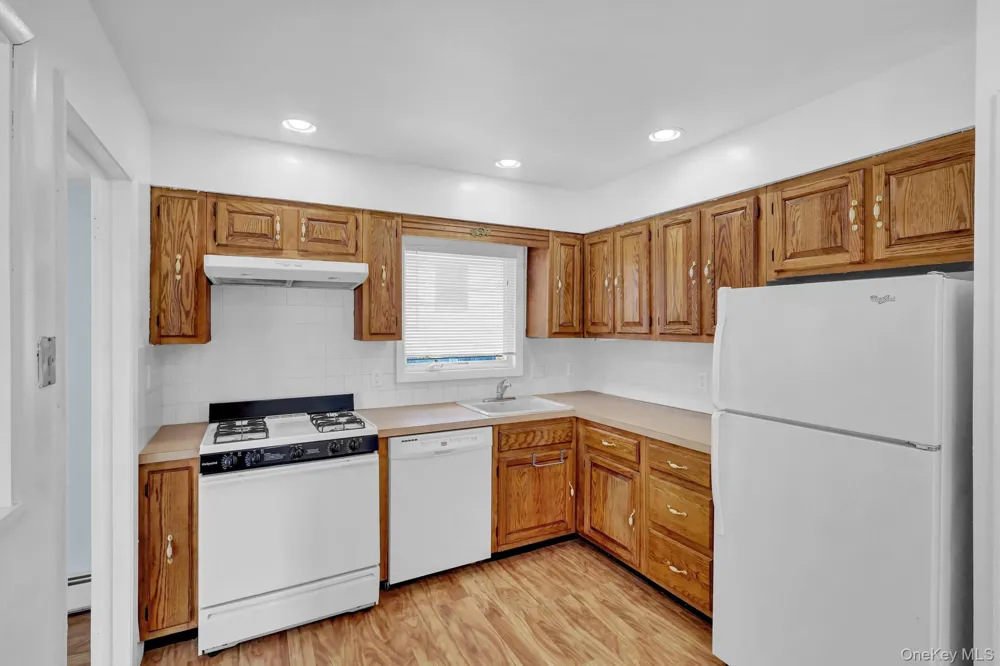335 E State Street Long Beach, NY 11561