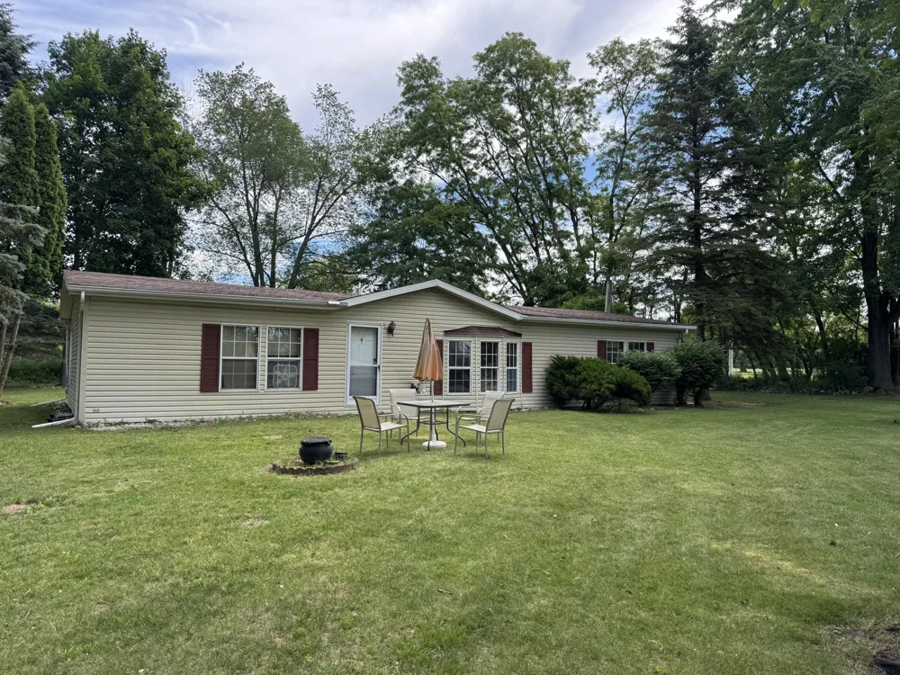 270 Kathy Drive Kinderhook Township, MI 49036