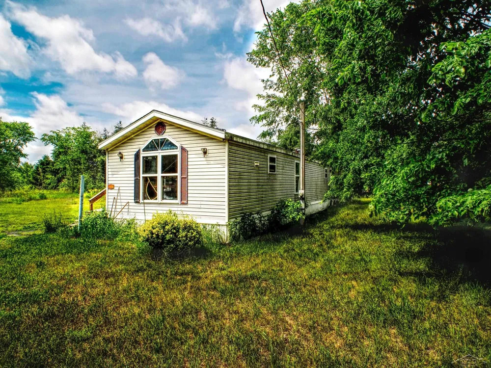 1128 Rashelle Drive Crystal Township, MI 48818
