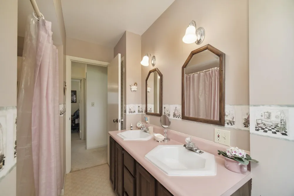 597 Browning Avenue Manistee City, MI 49660