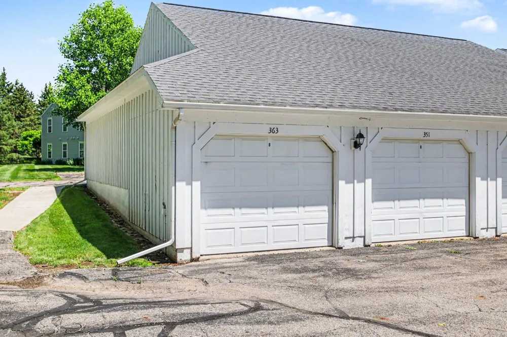 363 Westbrook Court Marshall City, MI 49068