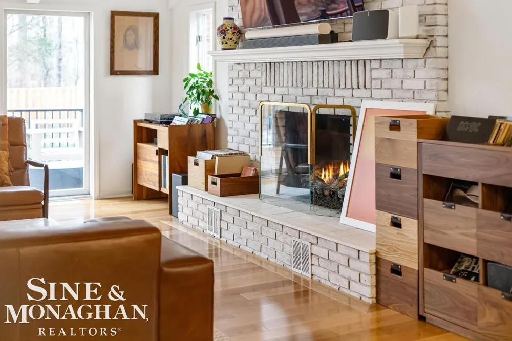 565 Lochmoor Boulevard Grosse Pointe Woods City, MI 48236