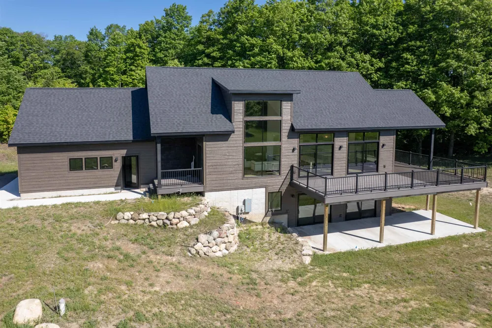 5921 Paradise Ranch Paradise Township, MI 49649
