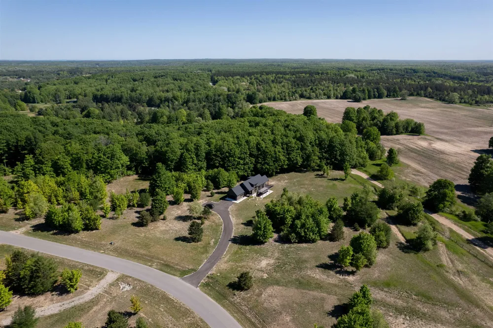 5921 Paradise Ranch Paradise Township, MI 49649
