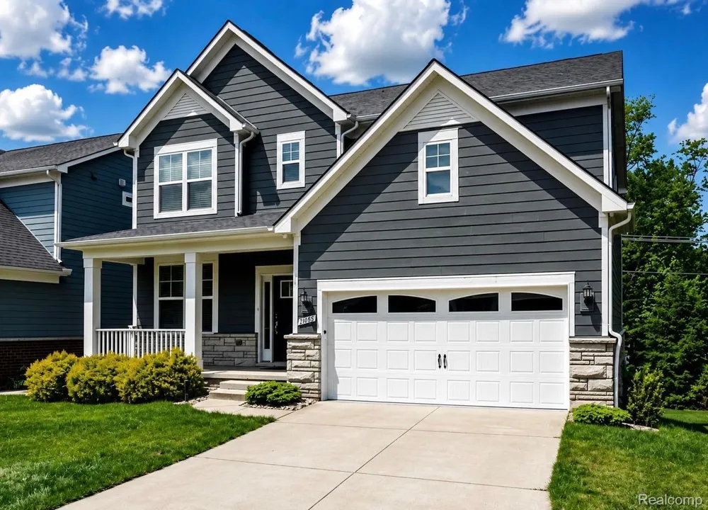 31065 Tremont Lane Beverly Hills Village, MI 48025