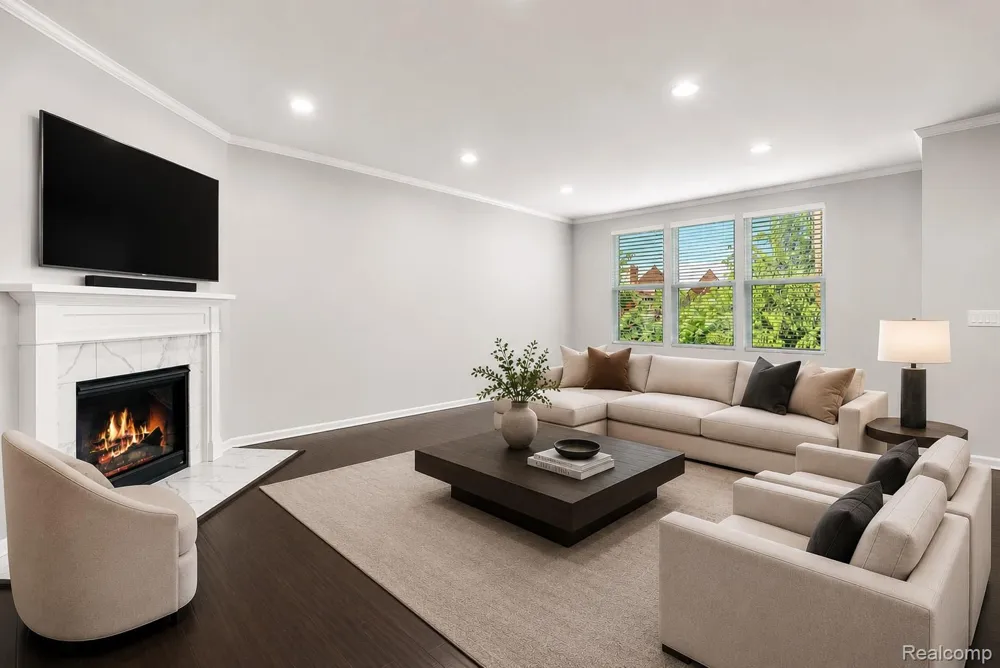 31065 Tremont Lane Beverly Hills Village, MI 48025