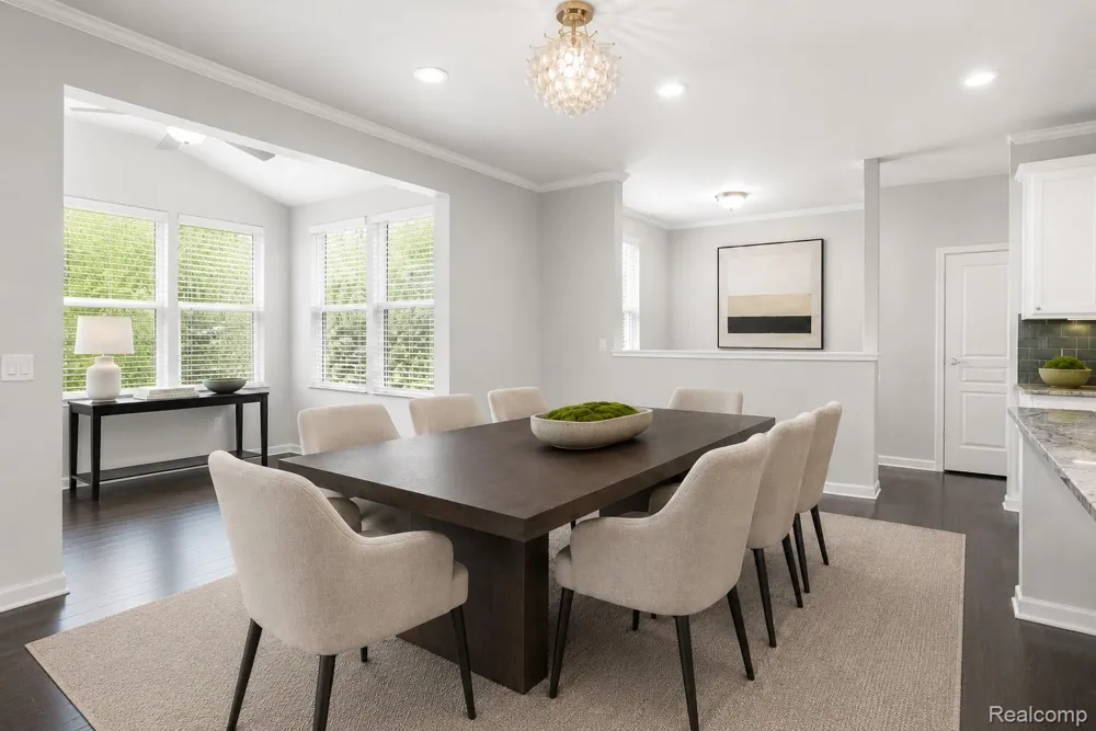 31065 Tremont Lane Beverly Hills Village, MI 48025