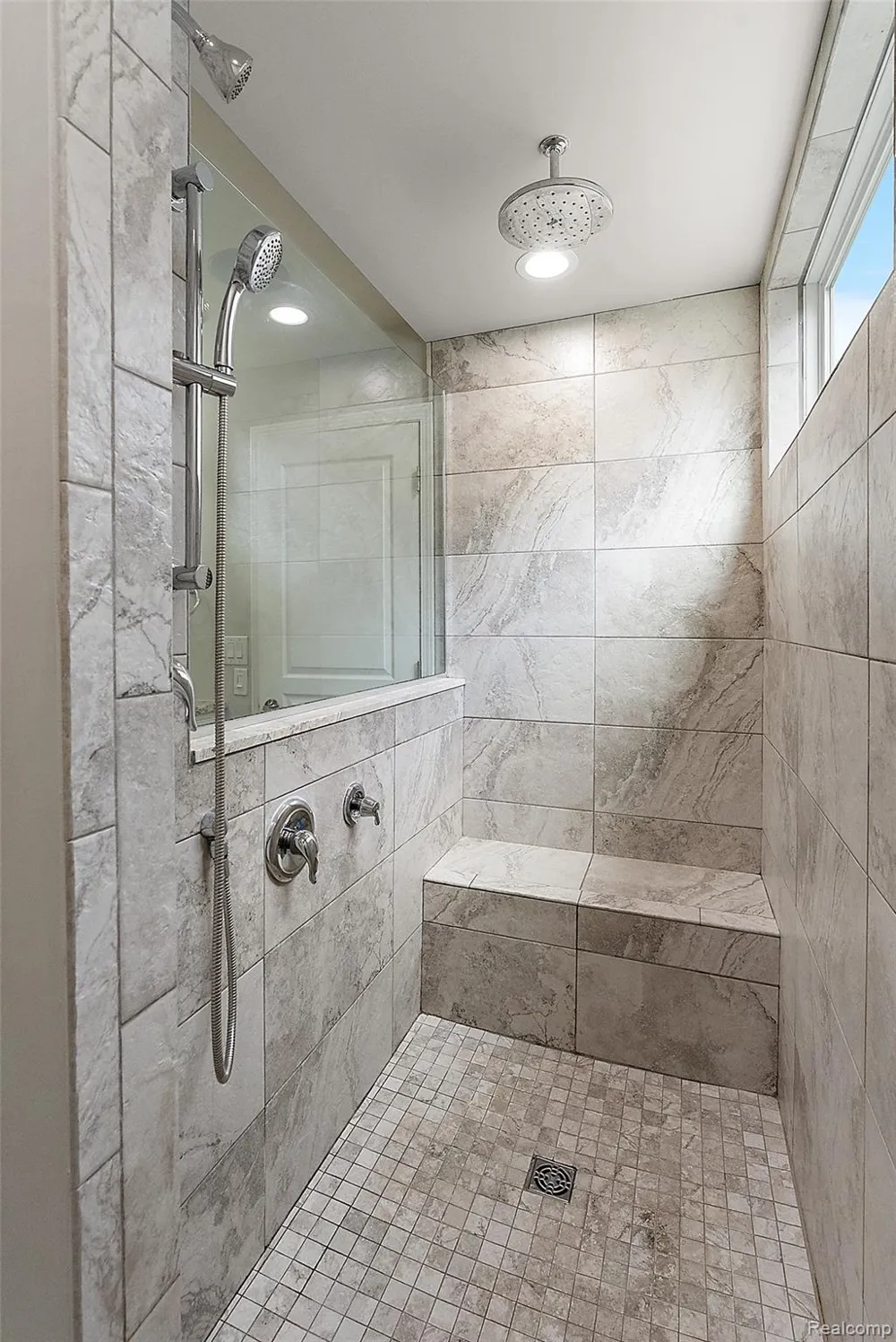 31065 Tremont Lane Beverly Hills Village, MI 48025