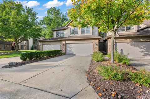 5237 Royal Vale Lane