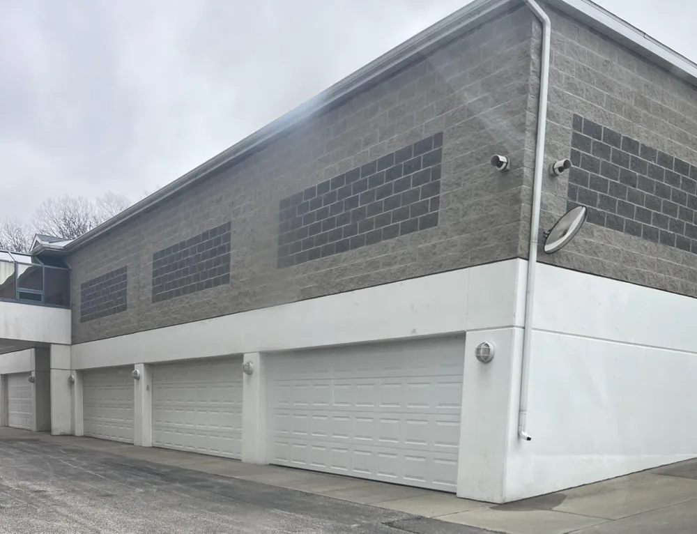 2964 Lakeshore Drive #E102 Muskegon City, MI 49441