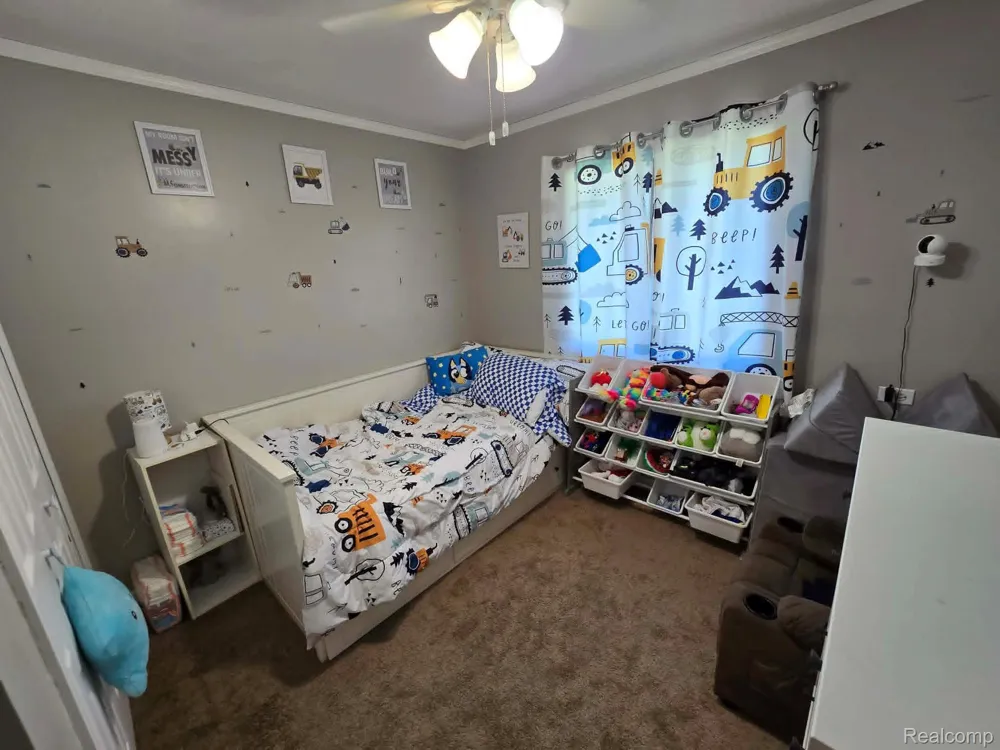 5279 Robinwood Drive Clyde Township, MI 48049