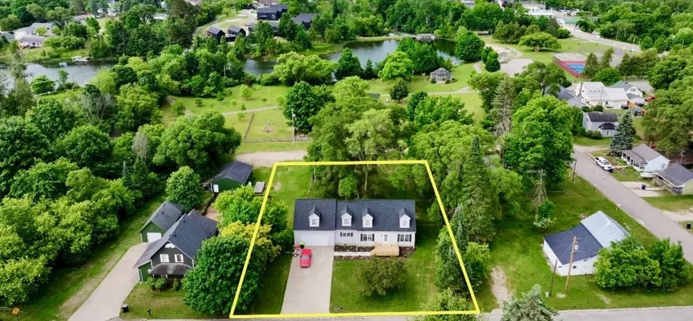 204 E Forest Home Avenue Forest Home Township, MI 49615