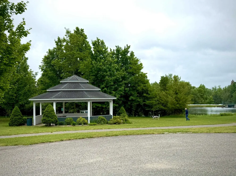204 E Forest Home Avenue Forest Home Township, MI 49615