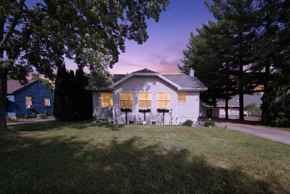 1023 Evanston Drive Blackman Charter Township, MI 49202