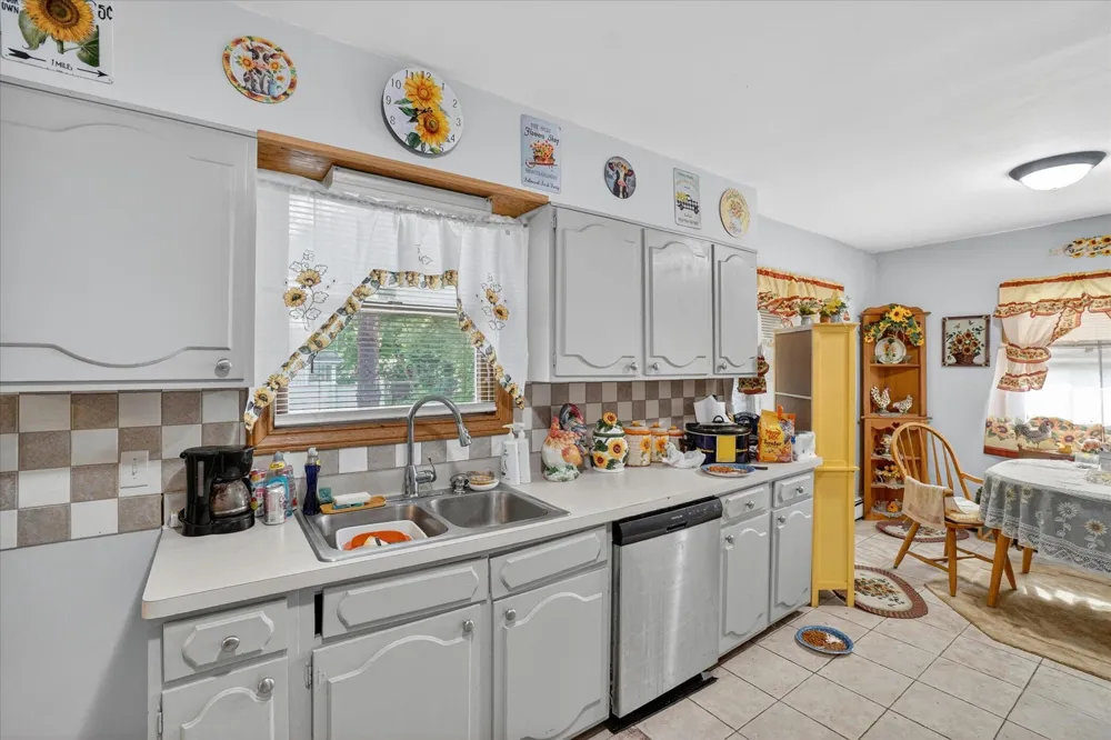 1023 Evanston Drive Blackman Charter Township, MI 49202