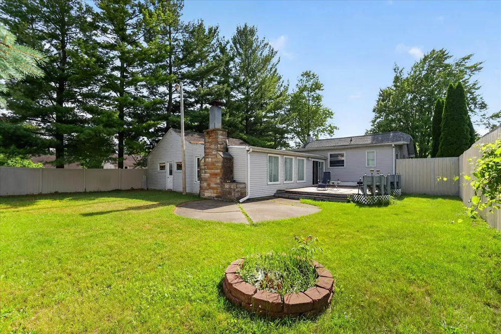 1023 Evanston Drive Blackman Charter Township, MI 49202