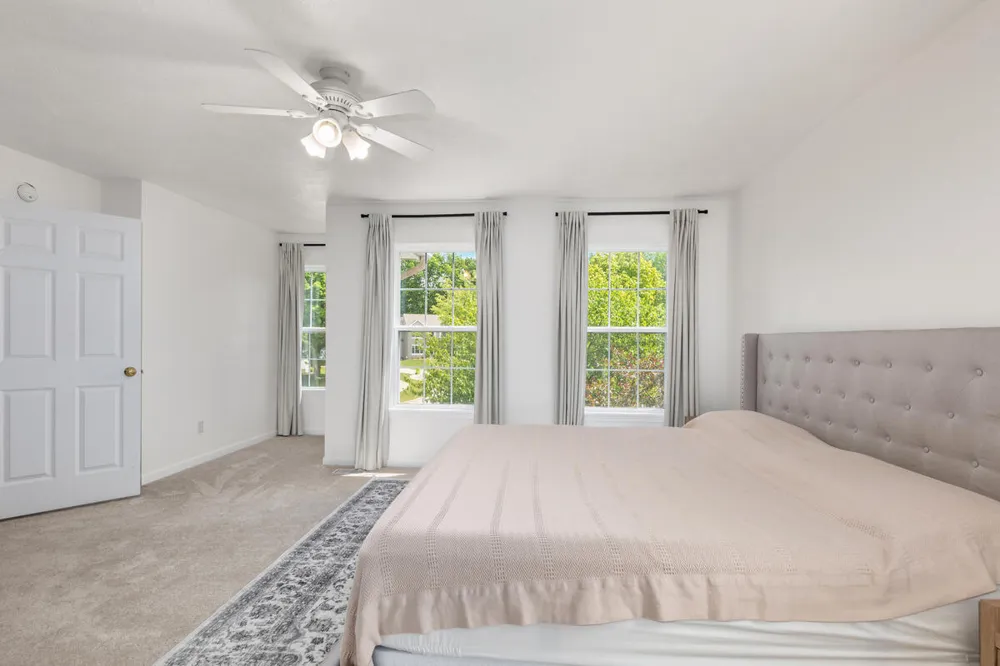 3531 Breton Valley Drive SE Kentwood City, MI 49512