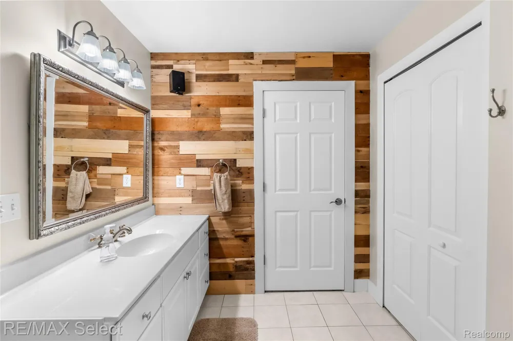 6500 Seymour Road Flushing Charter Township, MI 48433