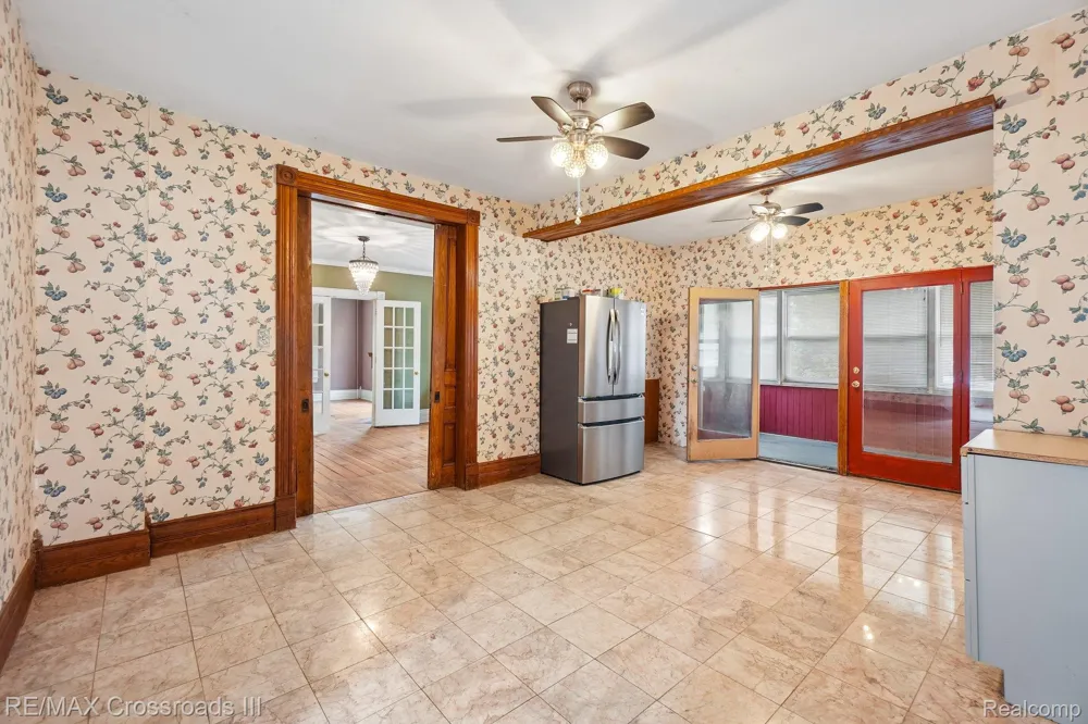 211 Woodward Street Ypsilanti City, MI 48197
