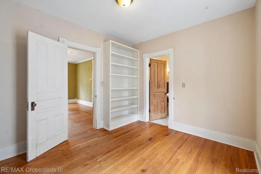 211 Woodward Street Ypsilanti City, MI 48197