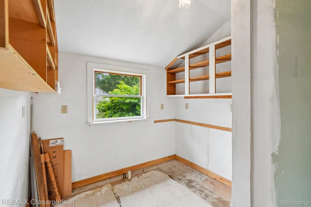 211 Woodward Street Ypsilanti City, MI 48197