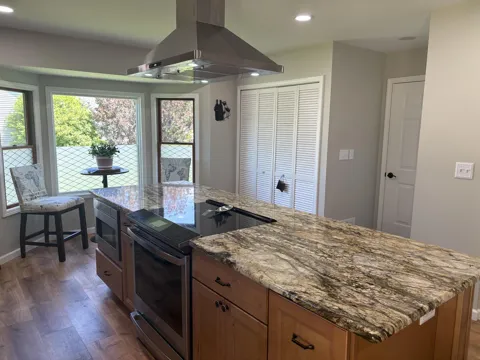 8083 Flintlock Road