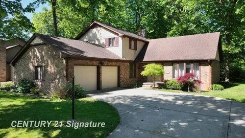 2765 Clairmount Drive