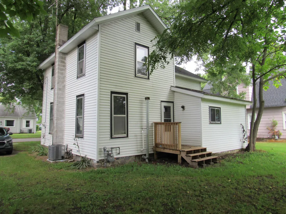 161 Palmer Avenue Colon Village, MI 49040