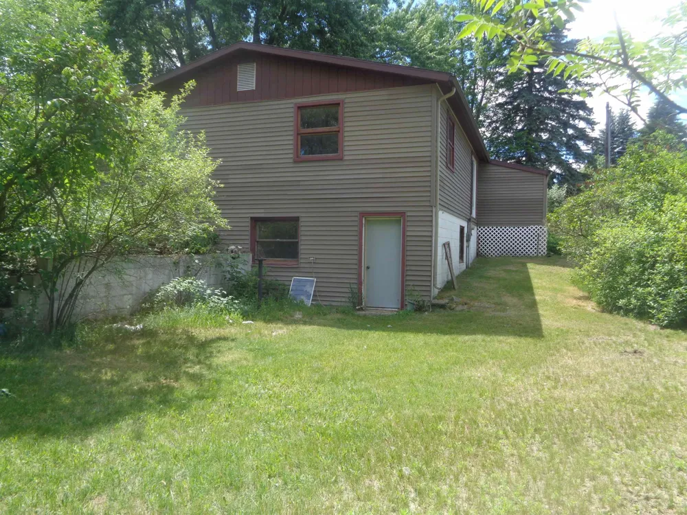 2287 S Tower Hill Road Roscommon Township, MI 48629
